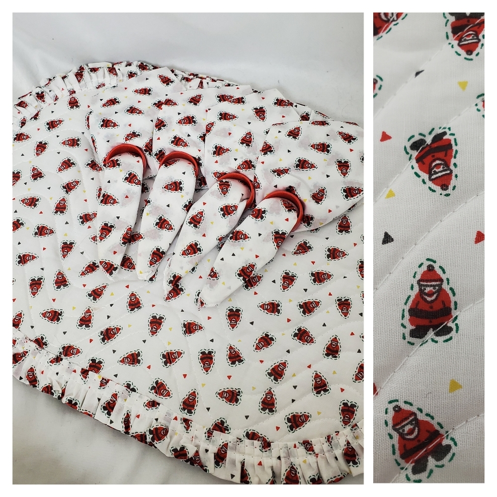 Vintage 1980s Christmas santa placemats and napkins